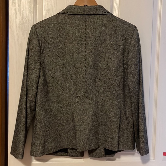 Womens suit - Picture 6 of 11